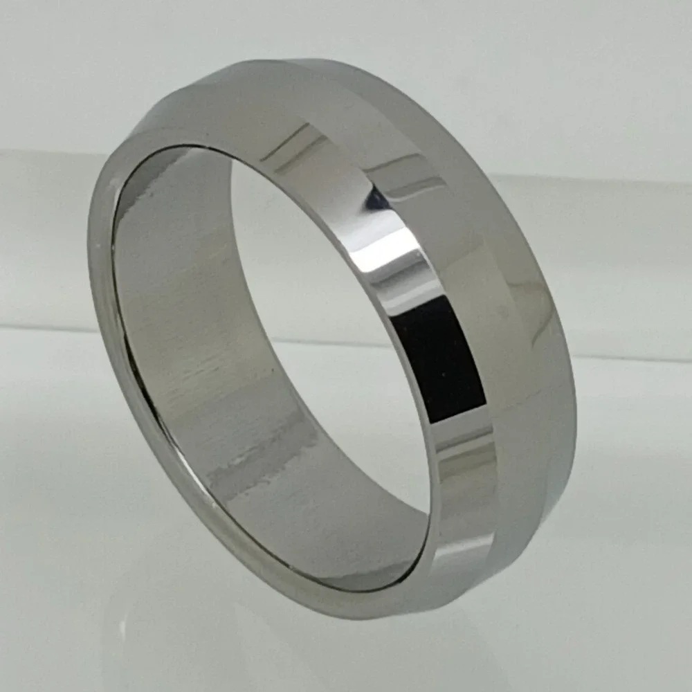Vintage Tungsten Carbide 8mm Beveled Edge Ring Mens Size 11.5 Silver Tone Y2K‎